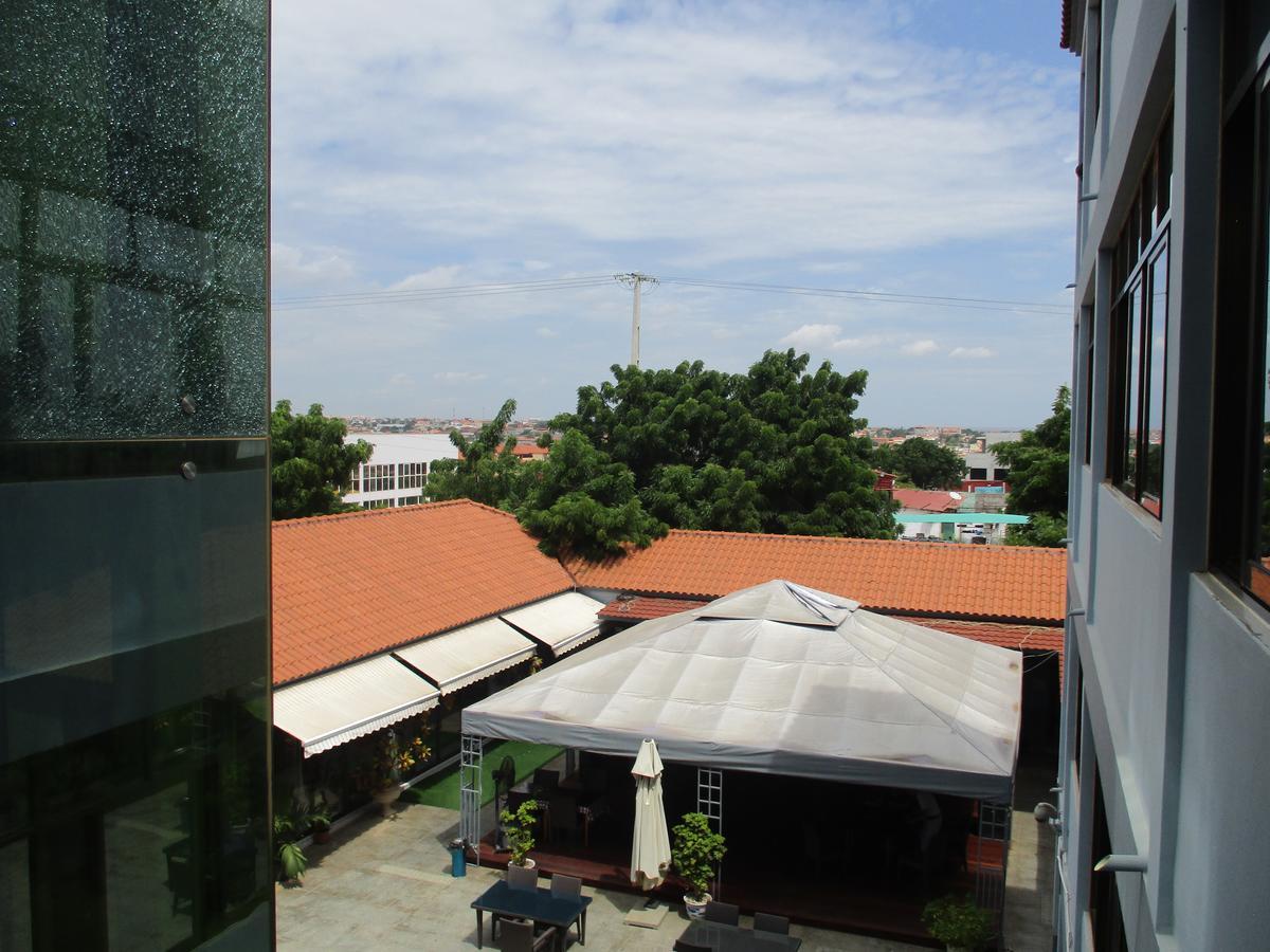 Hotel Patriota Luanda Exteriör bild